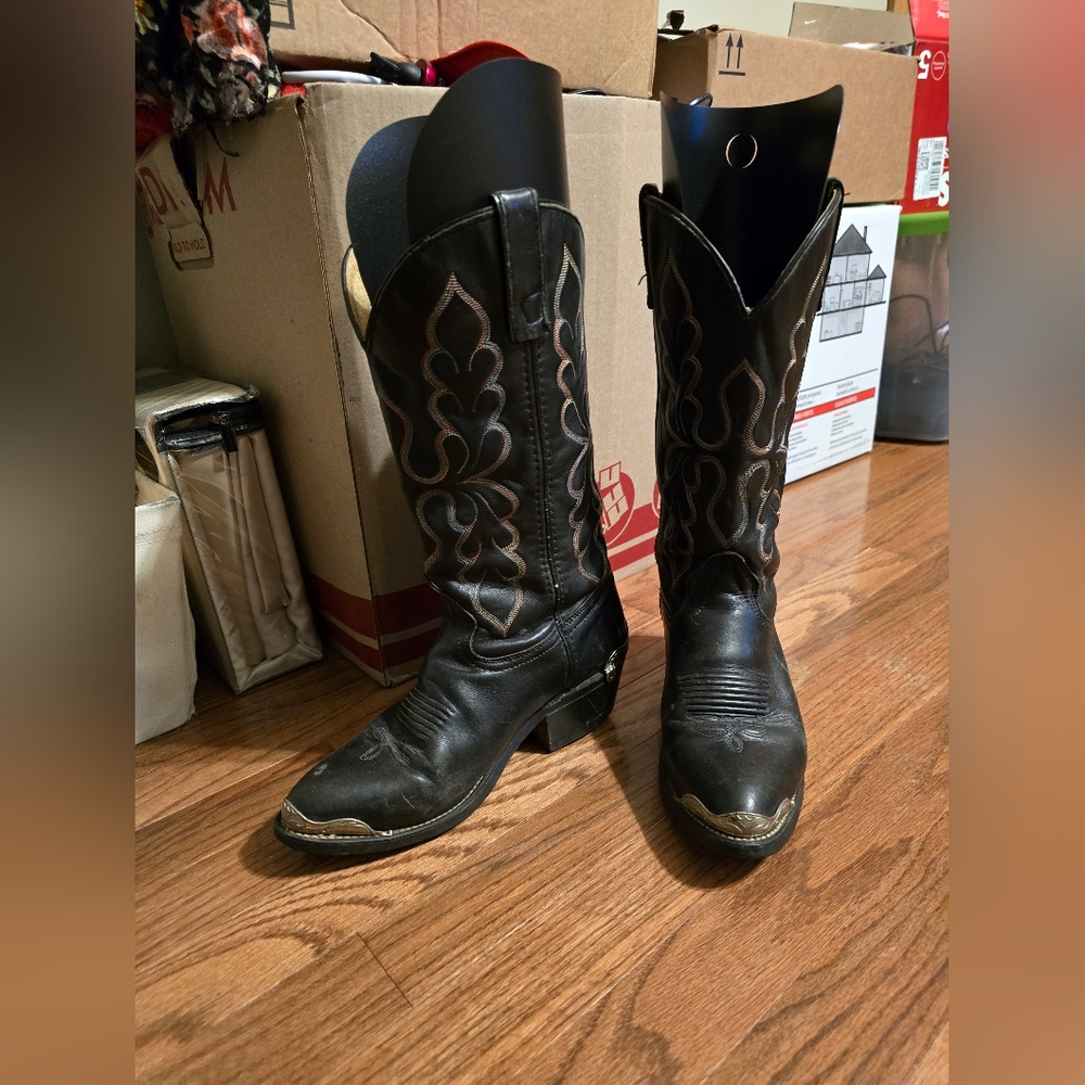 Black Cowgirl Boots
